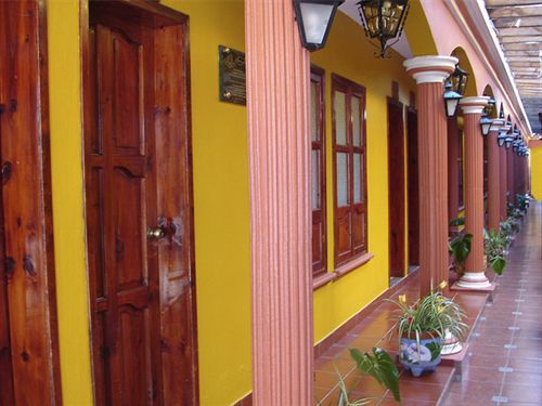 Hotel Arcos Del Carmen San Cristóbal de Las Casas Buitenkant foto