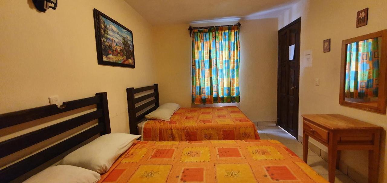 Hotel Arcos Del Carmen San Cristóbal de Las Casas Buitenkant foto